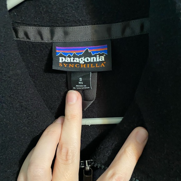 Patagonia black fleece vest - Picture 3 of 3